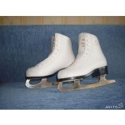 Коньки фигурные Flame Montana р.26, 27, 33, 35